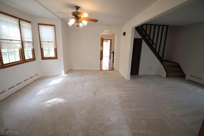 89 Pearl St, Bridgewater Township, NJ 08807