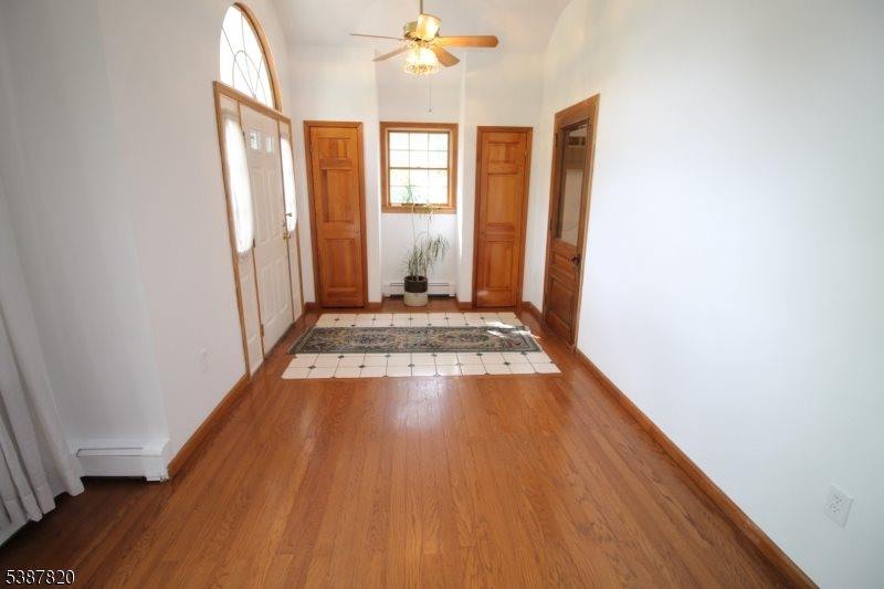 89 Pearl St, Bridgewater Township, NJ 08807