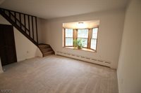 89 Pearl St, Bridgewater Township, NJ 08807