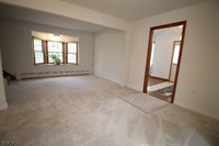 89 Pearl St, Bridgewater Township, NJ 08807