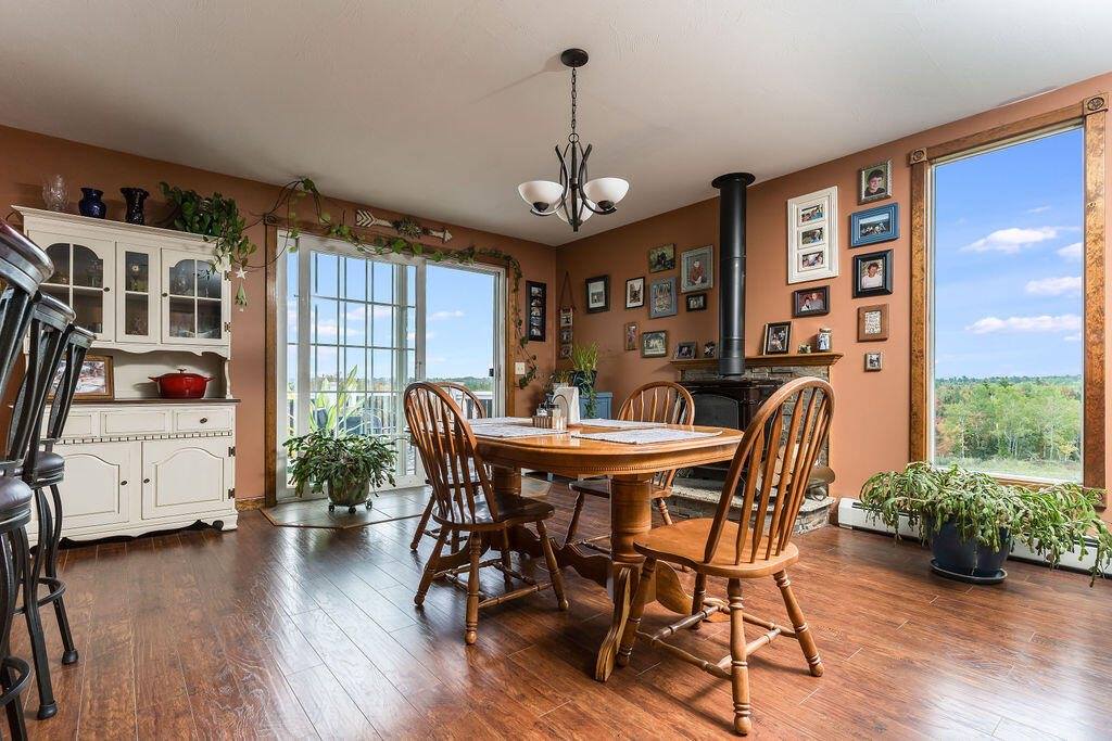 56 Royal Ridge Road, Holden, ME 04429