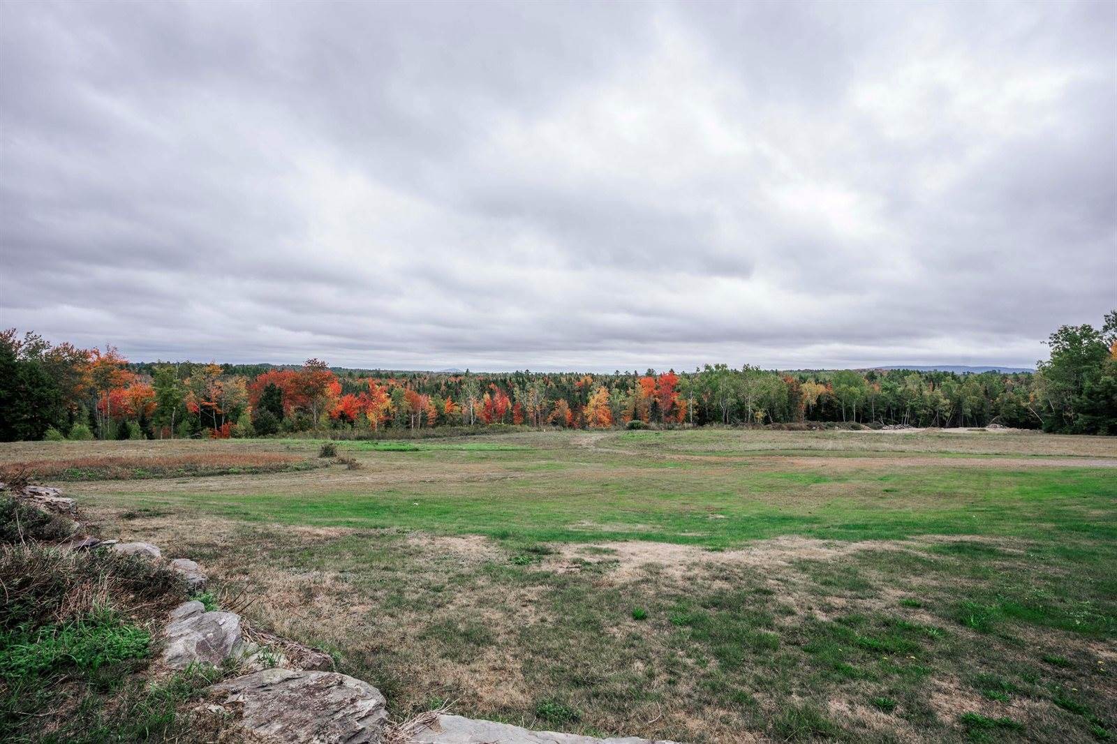 56 Royal Ridge Road, Holden, ME 04429