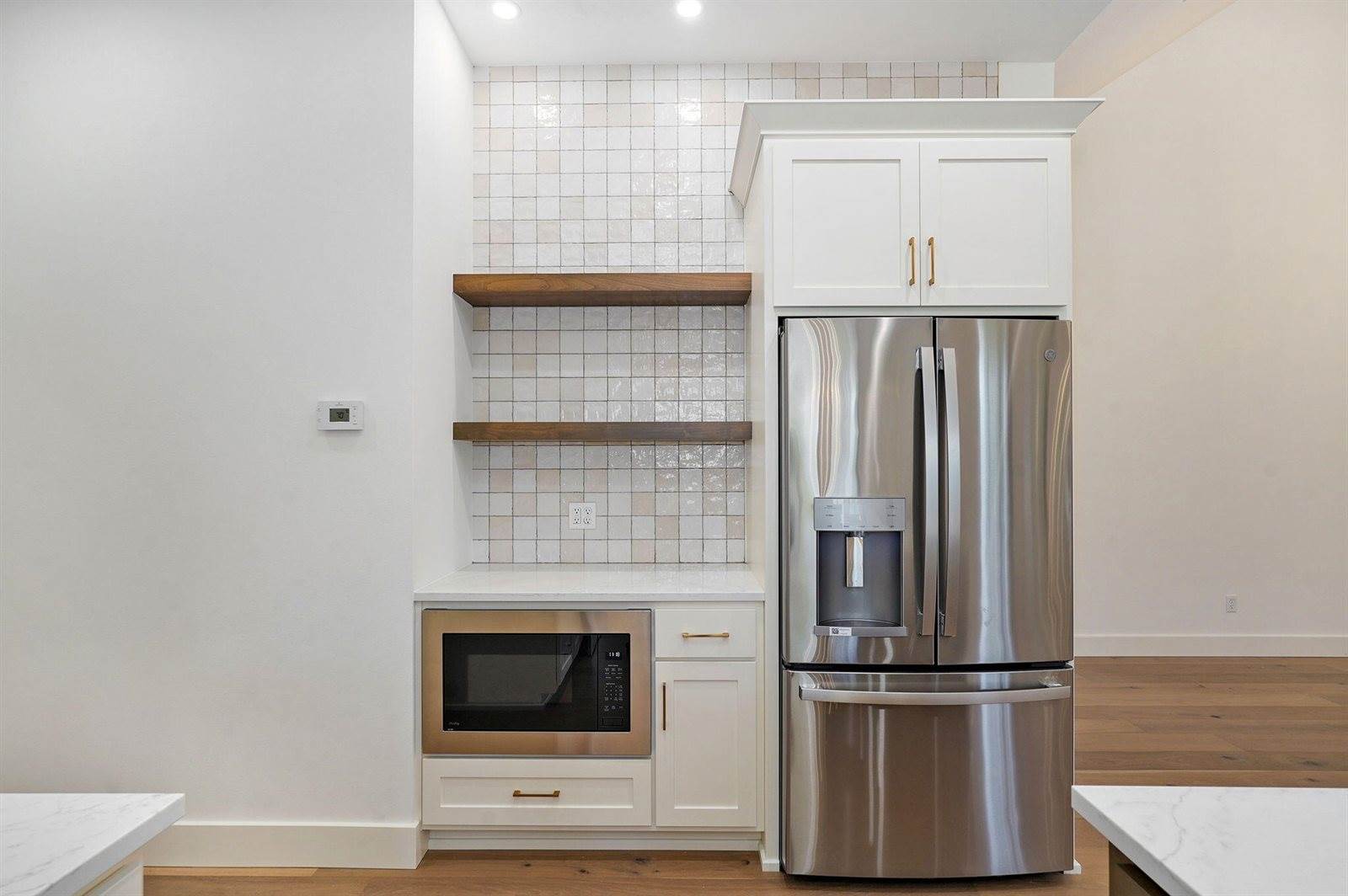 1688 East Cobblestone Drive, Ozark, MO 65721