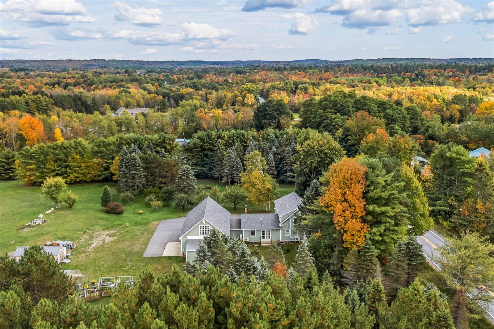 3729 Union Street, Levant, ME 04456