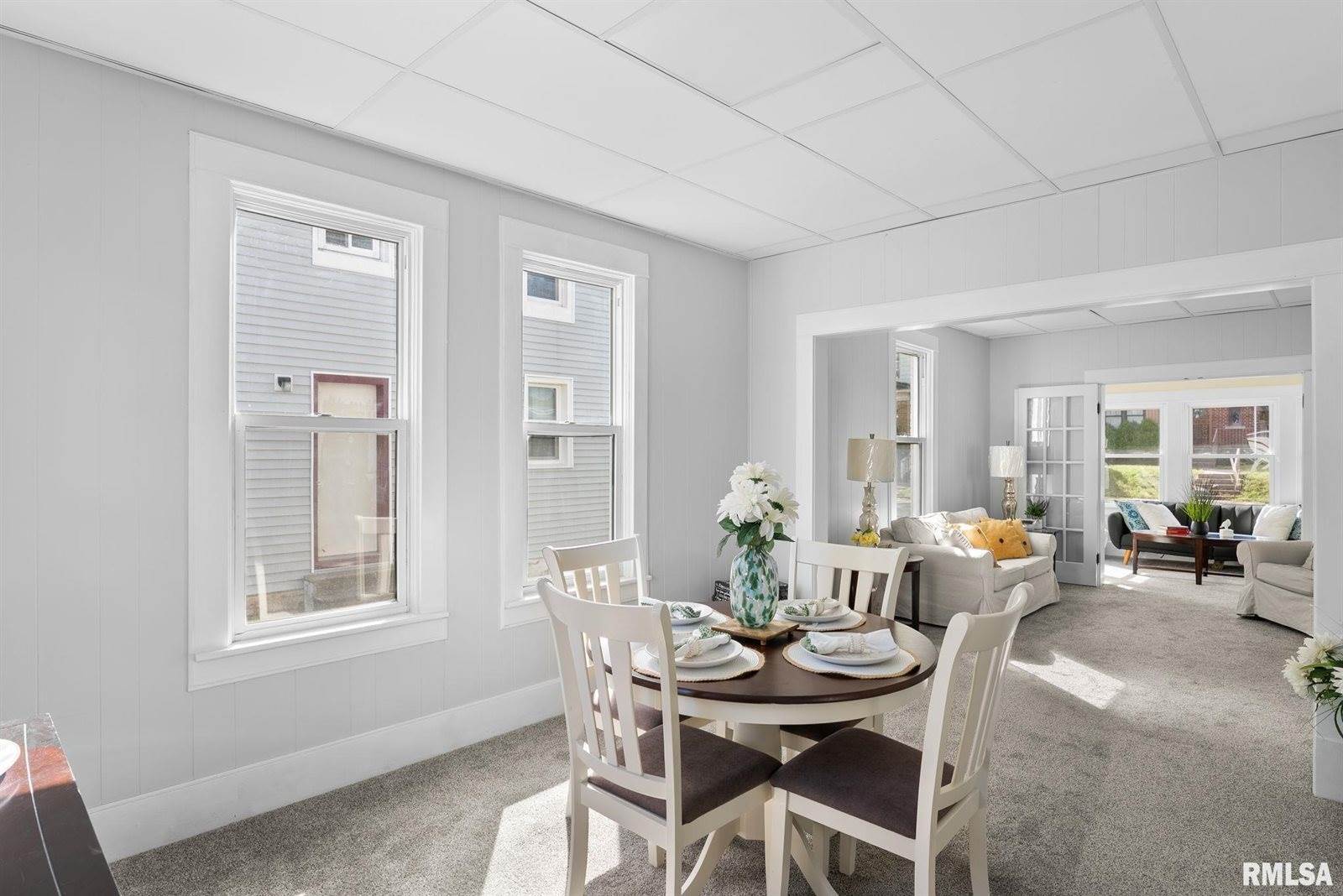 2326 5TH Street, Moline, IL 61265