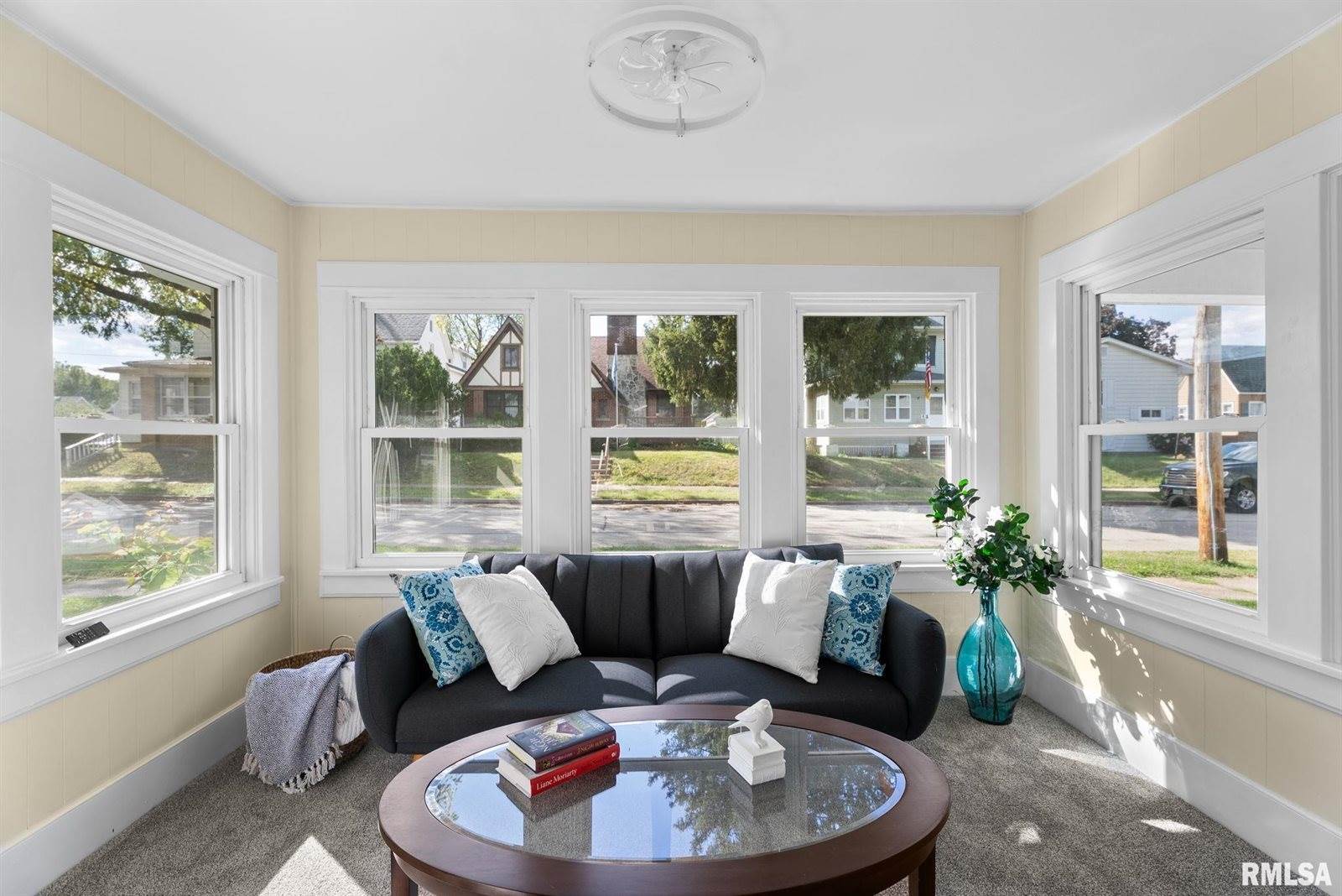 2326 5TH Street, Moline, IL 61265