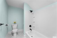 2326 5TH Street, Moline, IL 61265