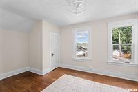 2326 5TH Street, Moline, IL 61265