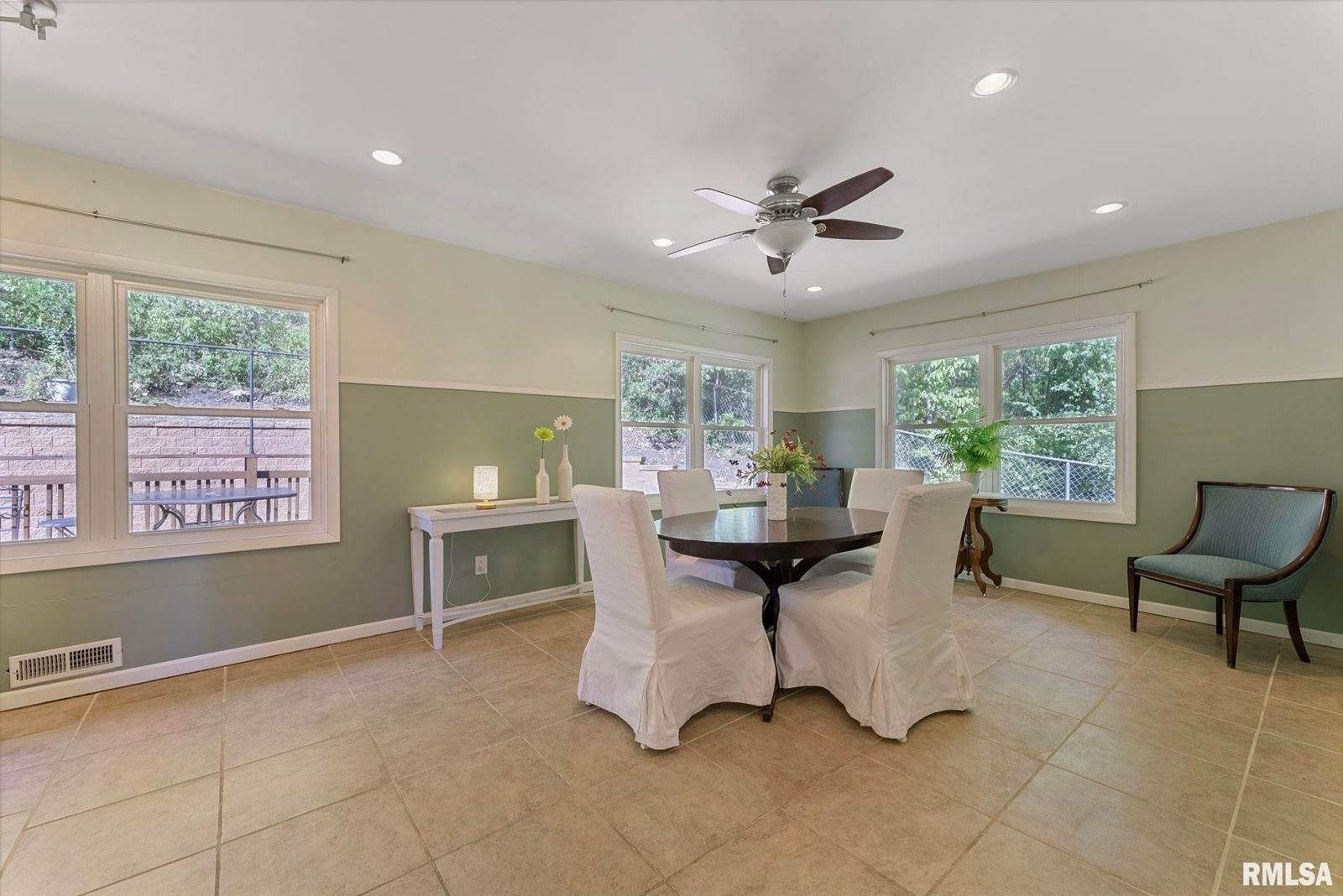 740 Mississippi Boulevard, Bettendorf, IA 52722