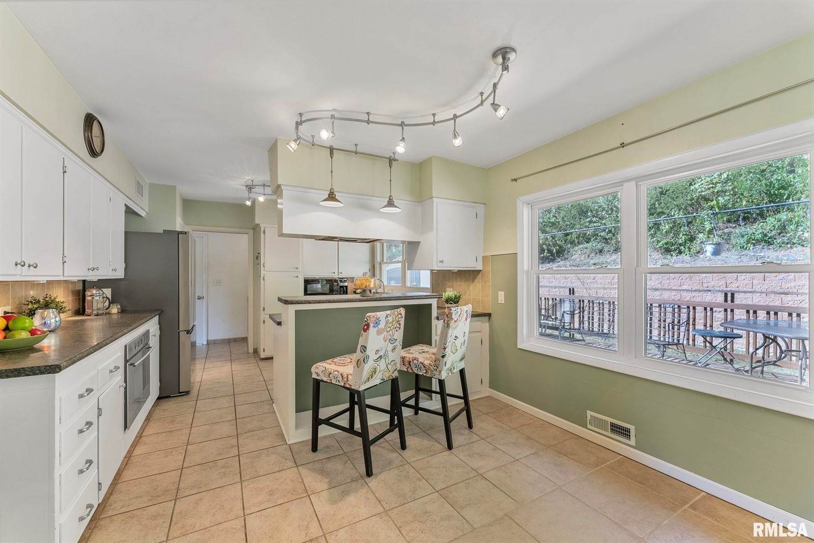 740 Mississippi Boulevard, Bettendorf, IA 52722