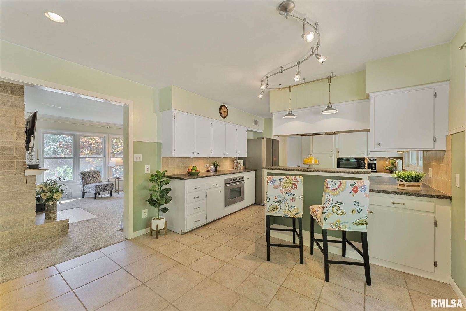 740 Mississippi Boulevard, Bettendorf, IA 52722