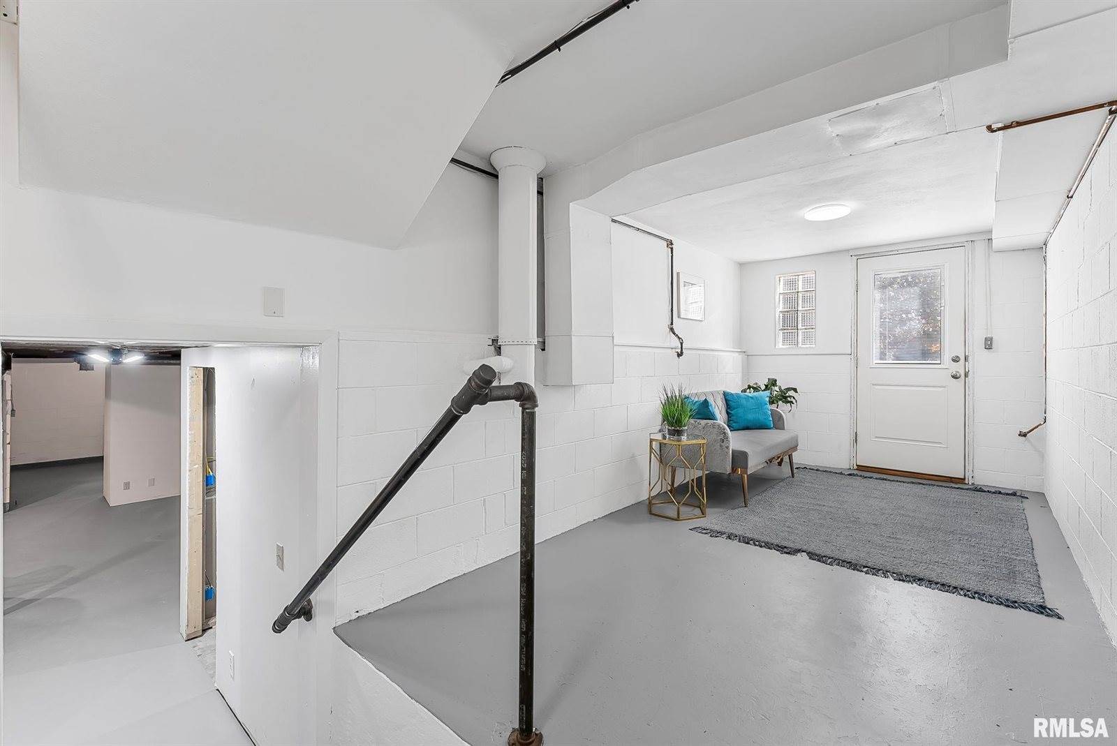 740 Mississippi Boulevard, Bettendorf, IA 52722