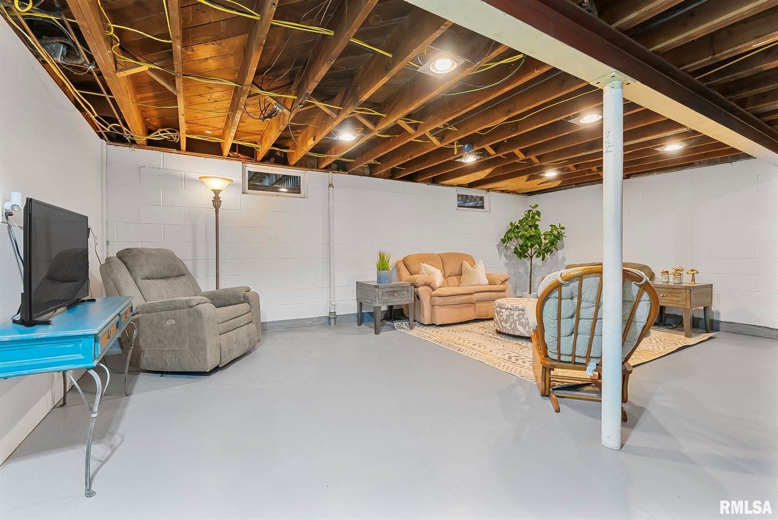 740 Mississippi Boulevard, Bettendorf, IA 52722