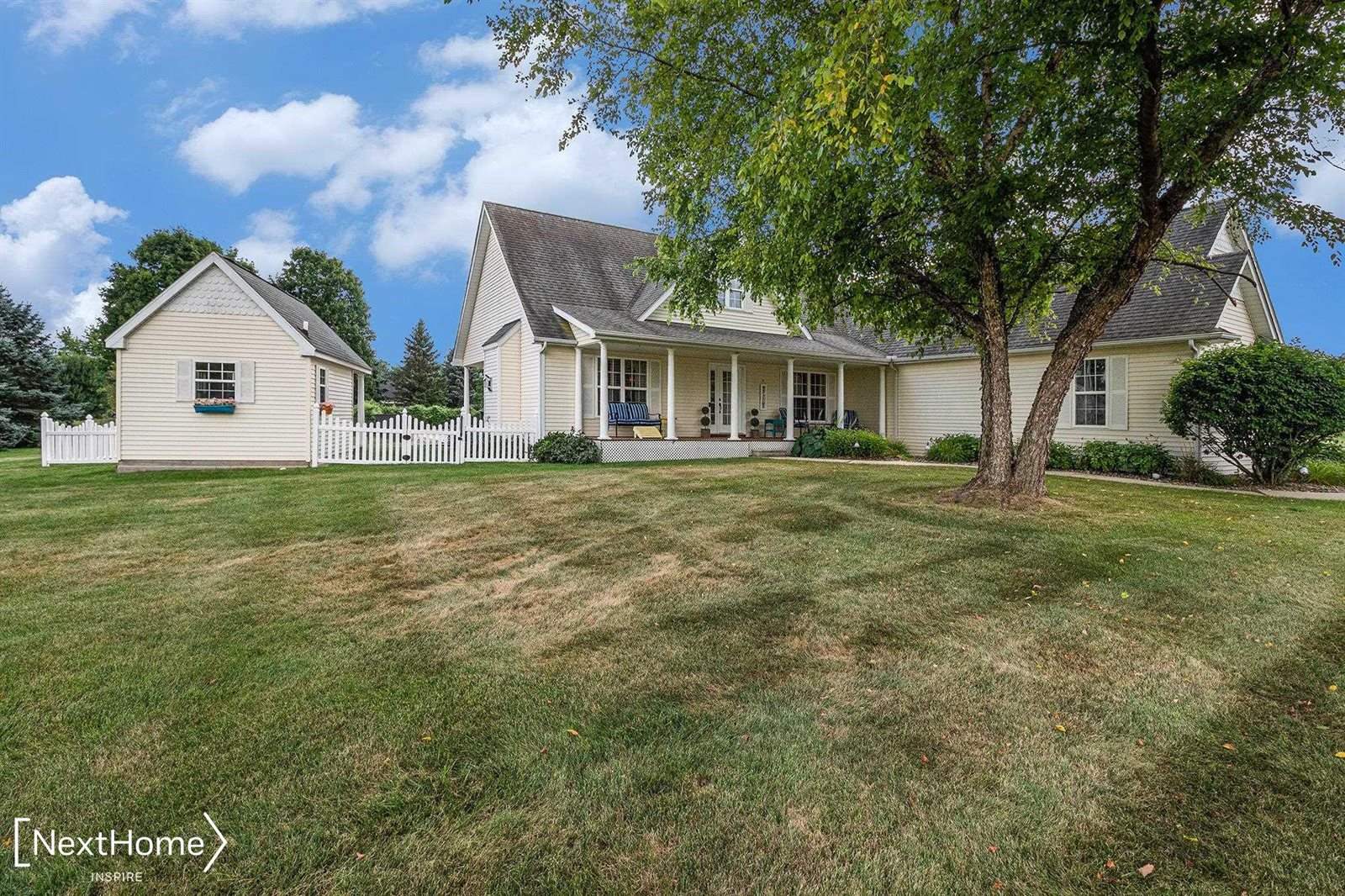 3833 Emmaus Lane, OceolaTownship_Livingston, MI 48855