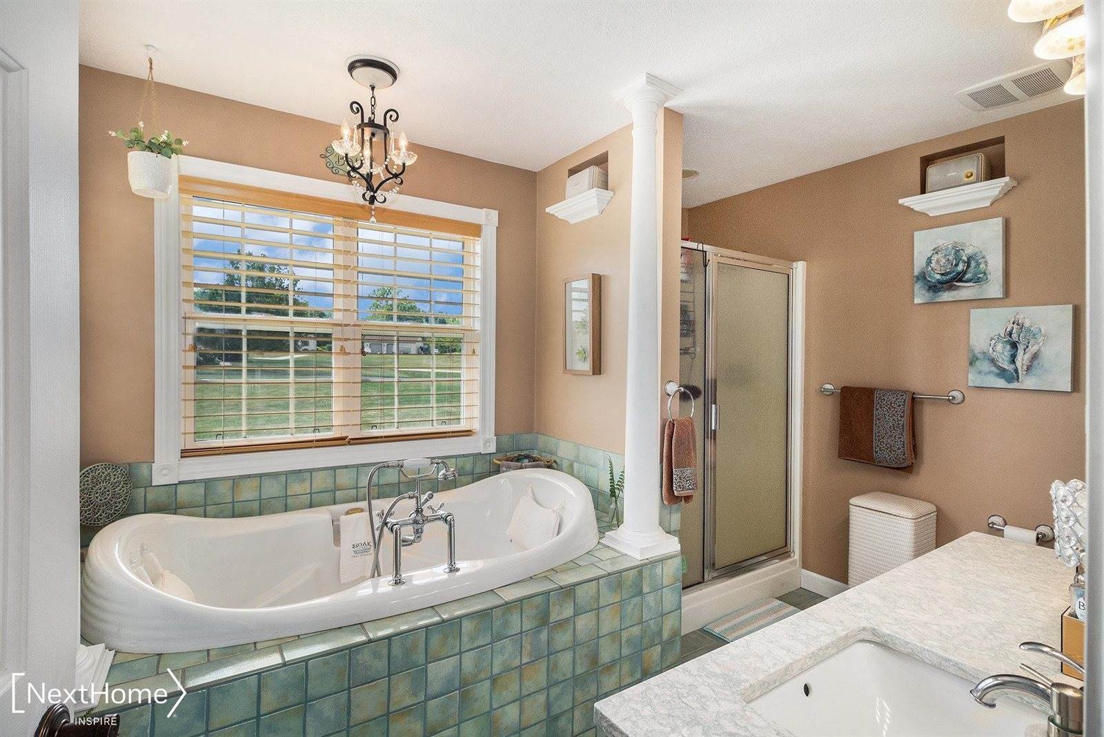 3833 Emmaus Lane, OceolaTownship_Livingston, MI 48855