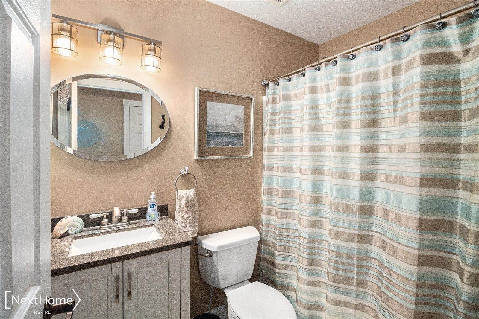 3833 Emmaus Lane, OceolaTownship_Livingston, MI 48855