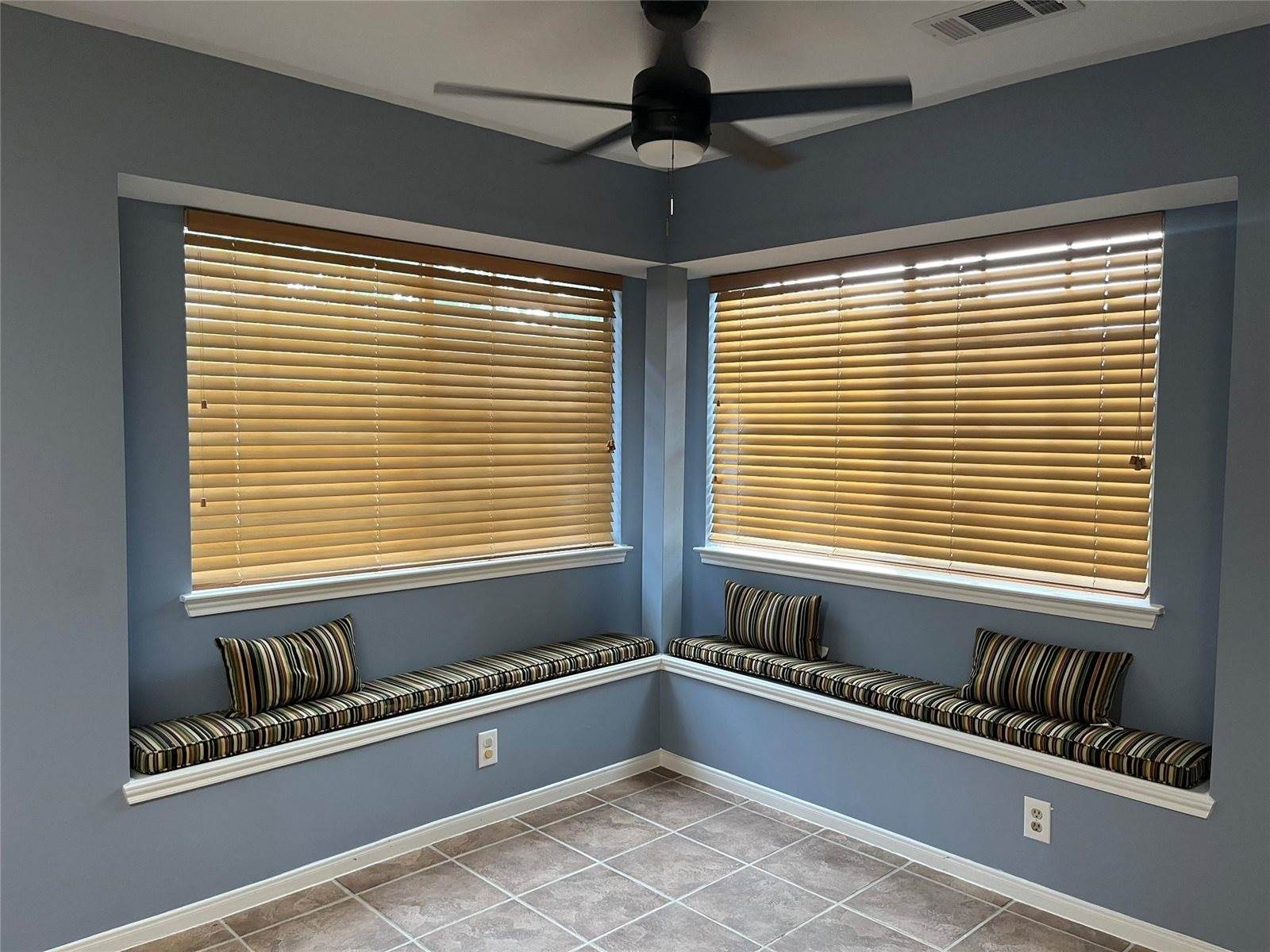 11302 Meadowchase Drive, Houston, TX 77065