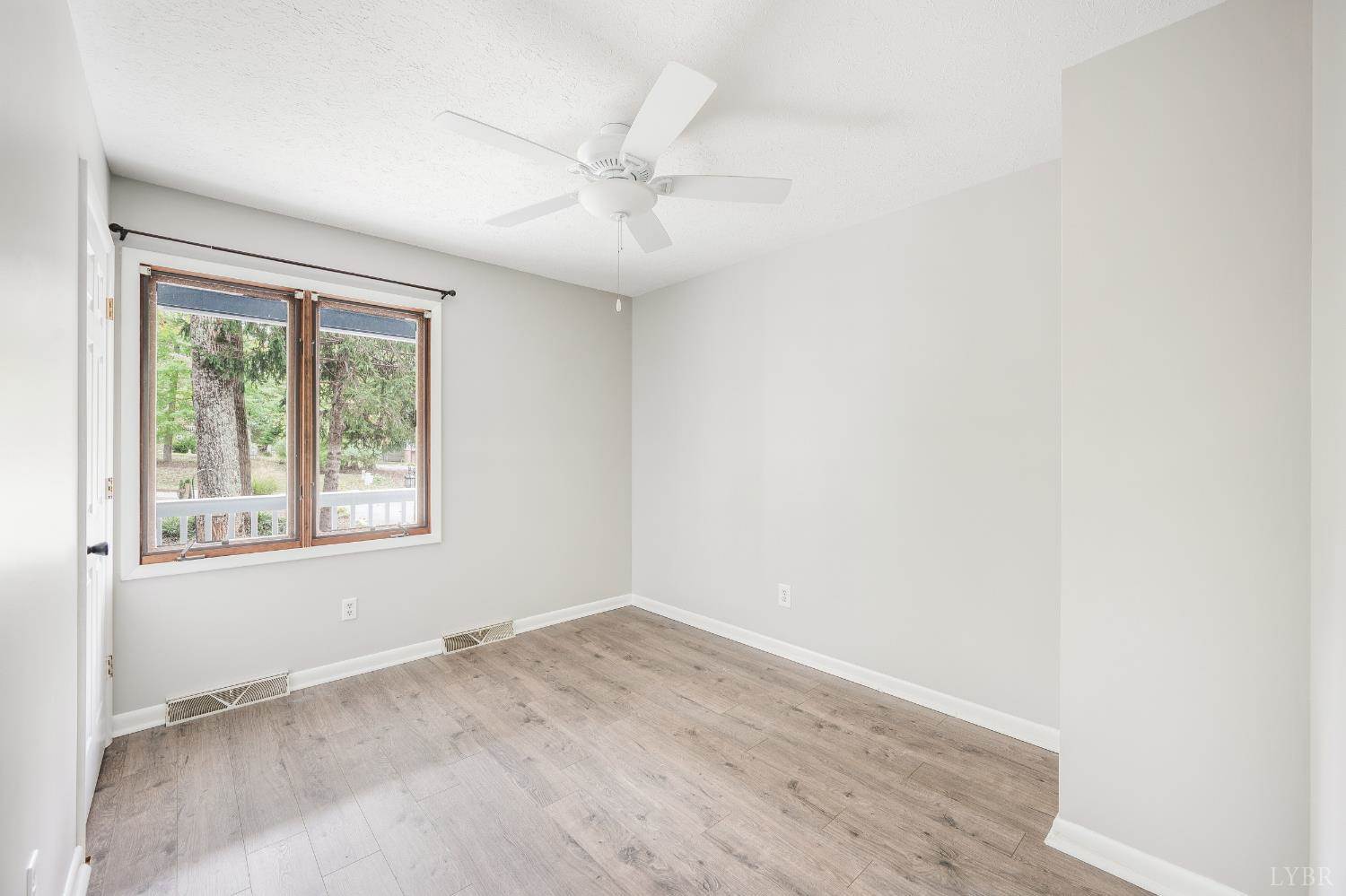 106 Constitution Way, Forest, VA 24551