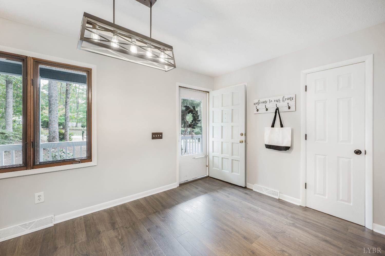 106 Constitution Way, Forest, VA 24551