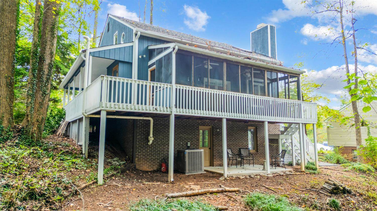 106 Constitution Way, Forest, VA 24551