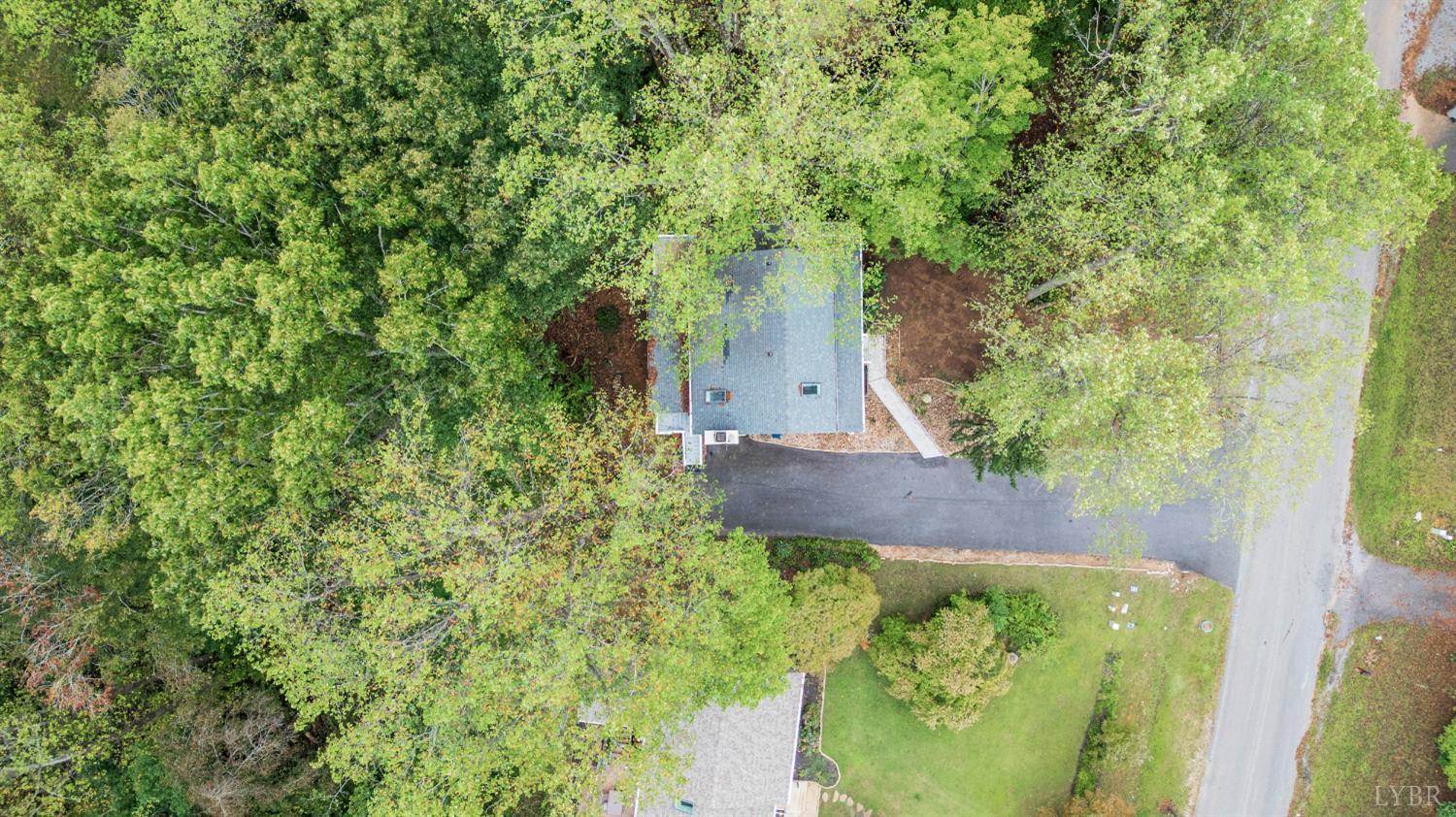 106 Constitution Way, Forest, VA 24551