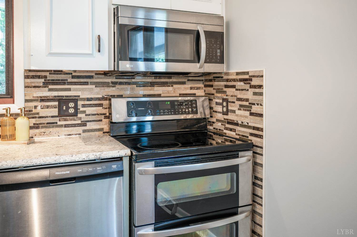 106 Constitution Way, Forest, VA 24551