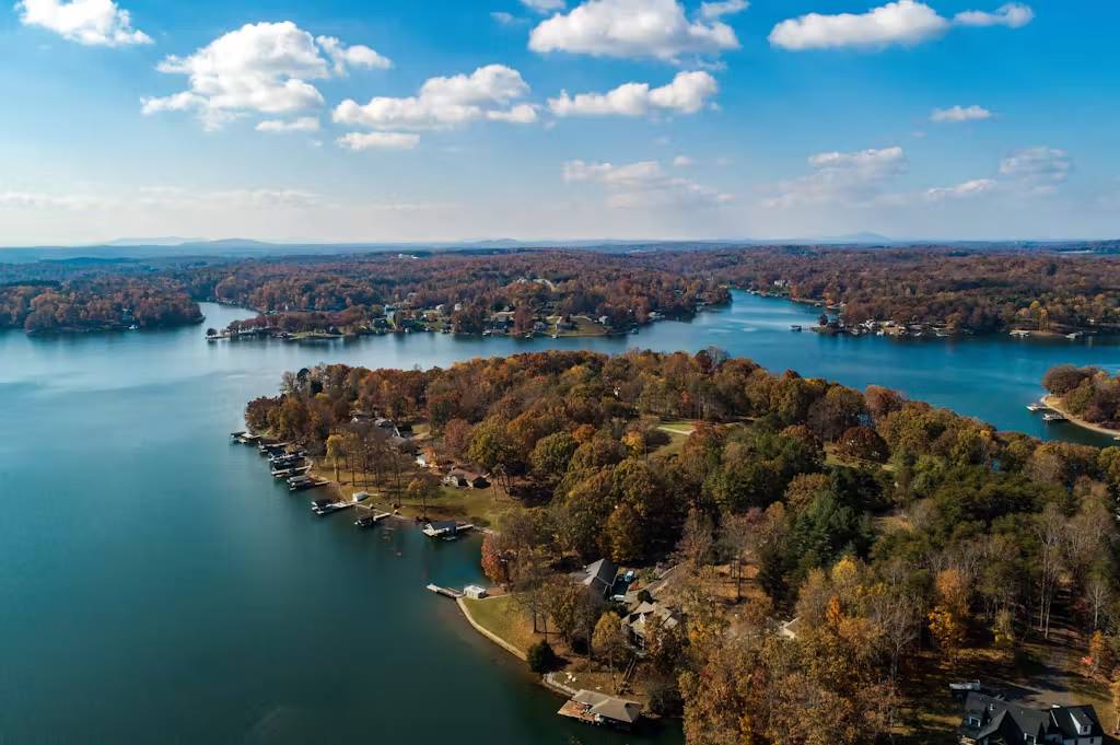 Isle of Pines, Moneta, VA 24121