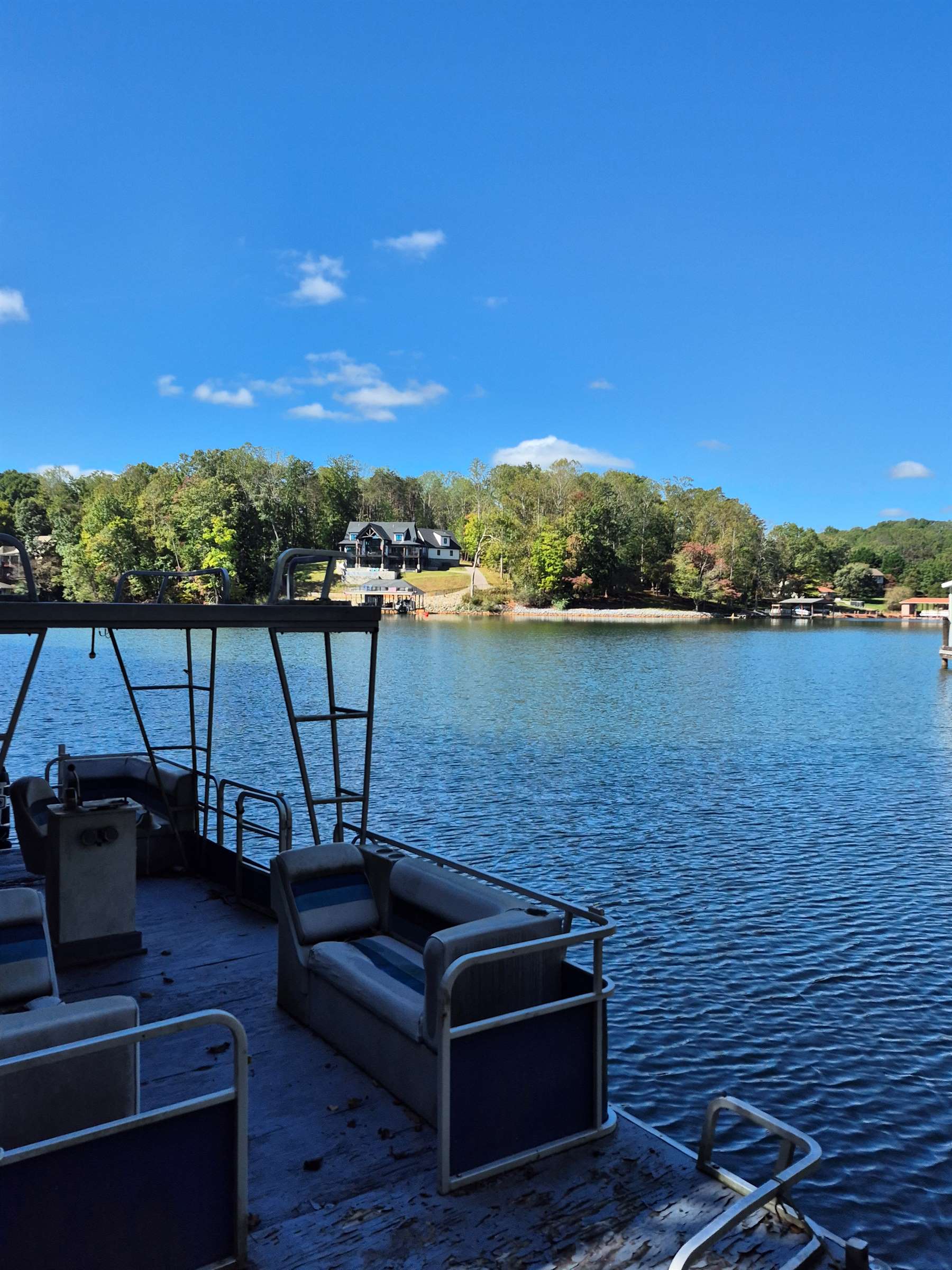 Isle of Pines, Moneta, VA 24121