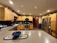 557 Enfield Road, Lincoln, ME 04457