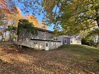 557 Enfield Road, Lincoln, ME 04457