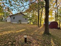 557 Enfield Road, Lincoln, ME 04457