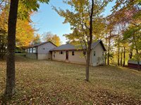 557 Enfield Road, Lincoln, ME 04457