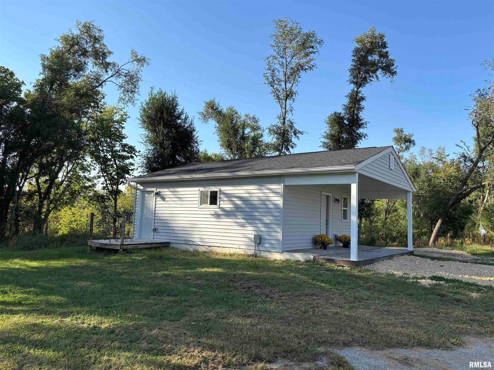 370 Thorn Drive, Toronto, IA 52777