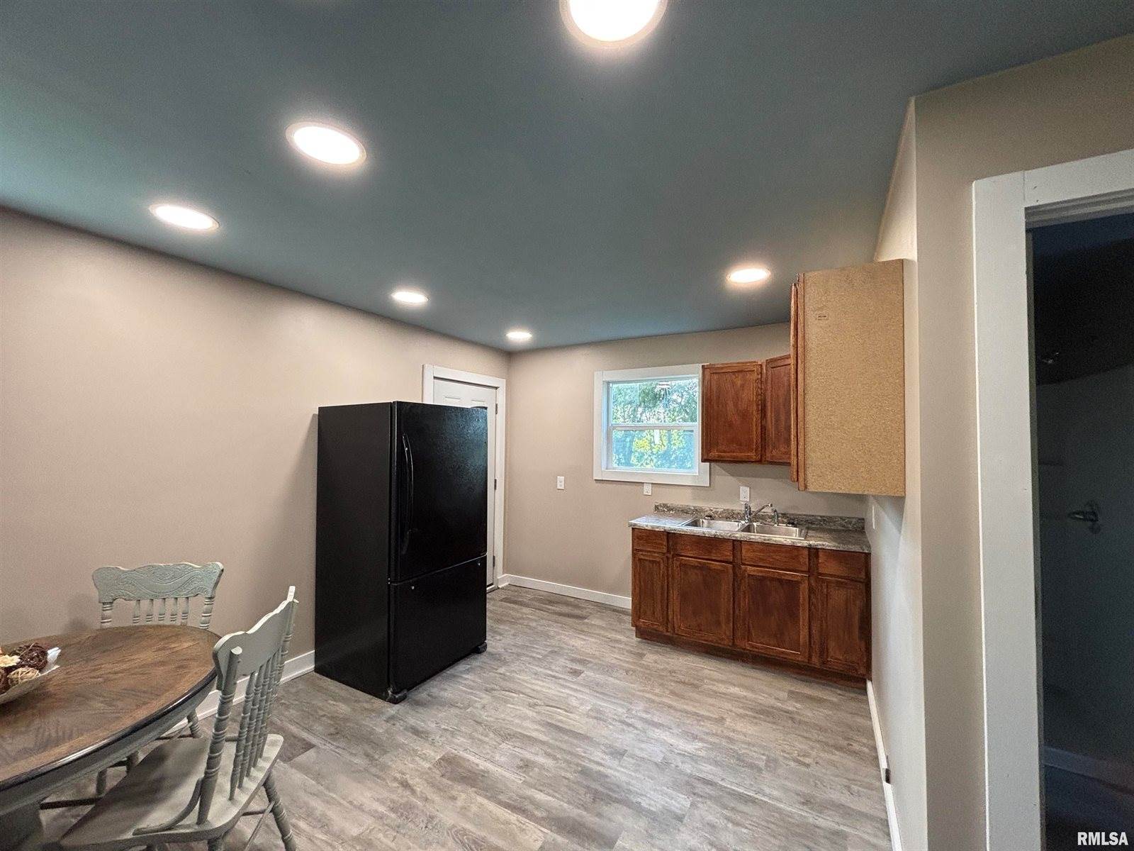 370 Thorn Drive, Toronto, IA 52777