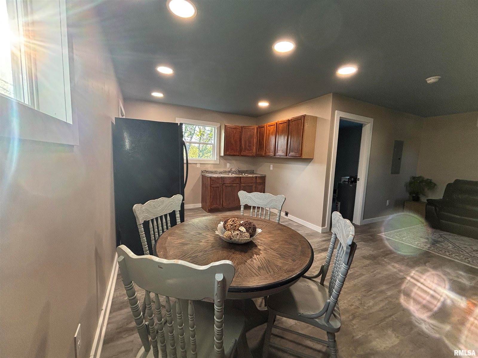 370 Thorn Drive, Toronto, IA 52777