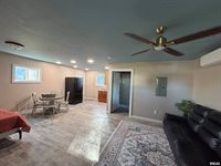 370 Thorn Drive, Toronto, IA 52777