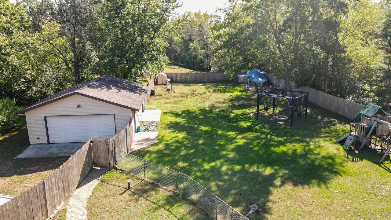 5499 Porter Road, Stevens Point, WI 54482