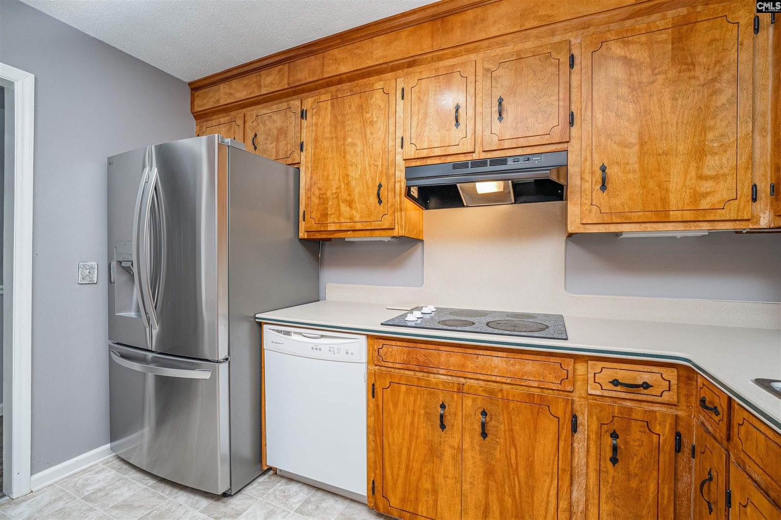 916 Mohegan, West Columbia, SC 29169