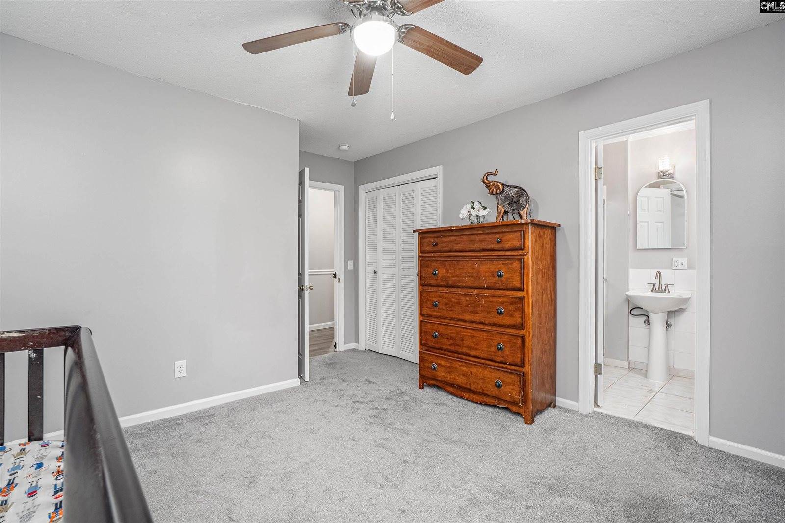 916 Mohegan, West Columbia, SC 29169