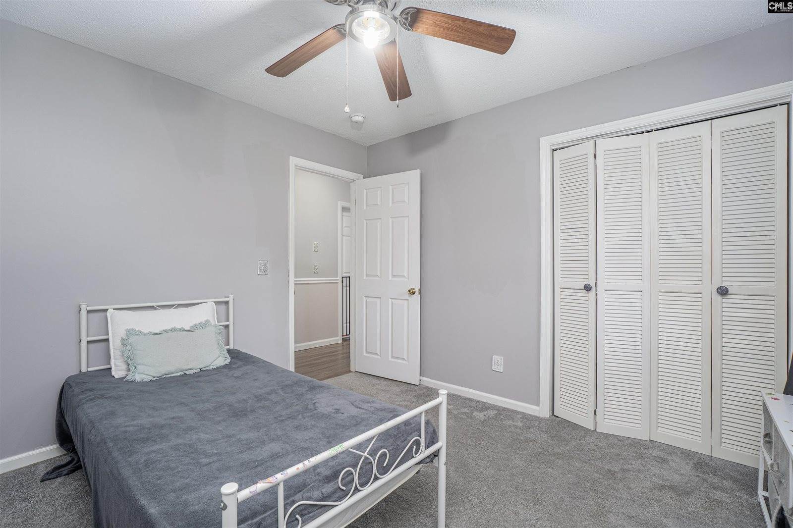 916 Mohegan, West Columbia, SC 29169