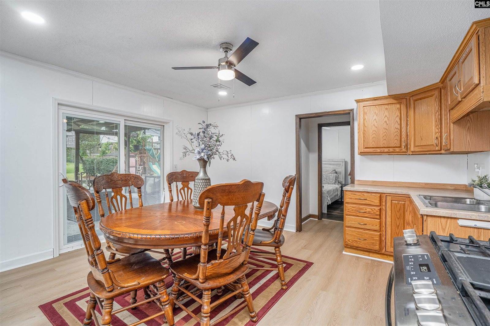 916 Mohegan, West Columbia, SC 29169