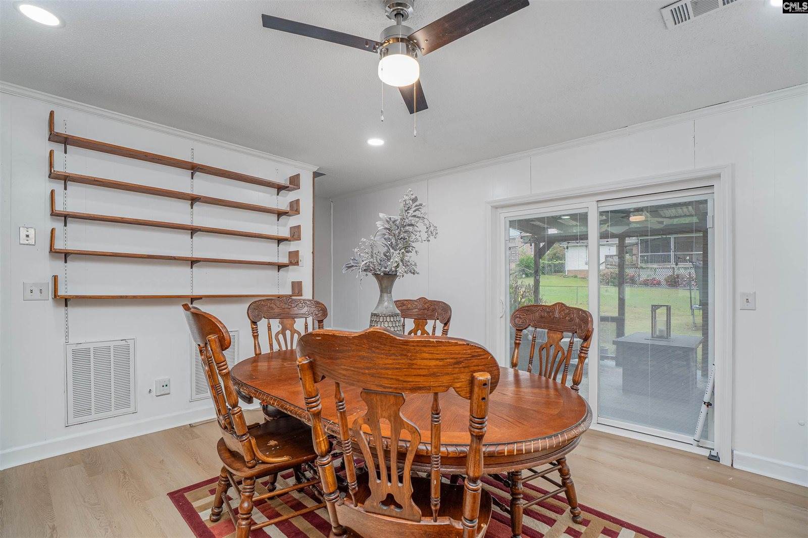 916 Mohegan, West Columbia, SC 29169