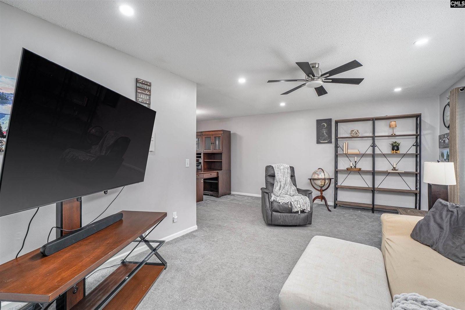 916 Mohegan, West Columbia, SC 29169