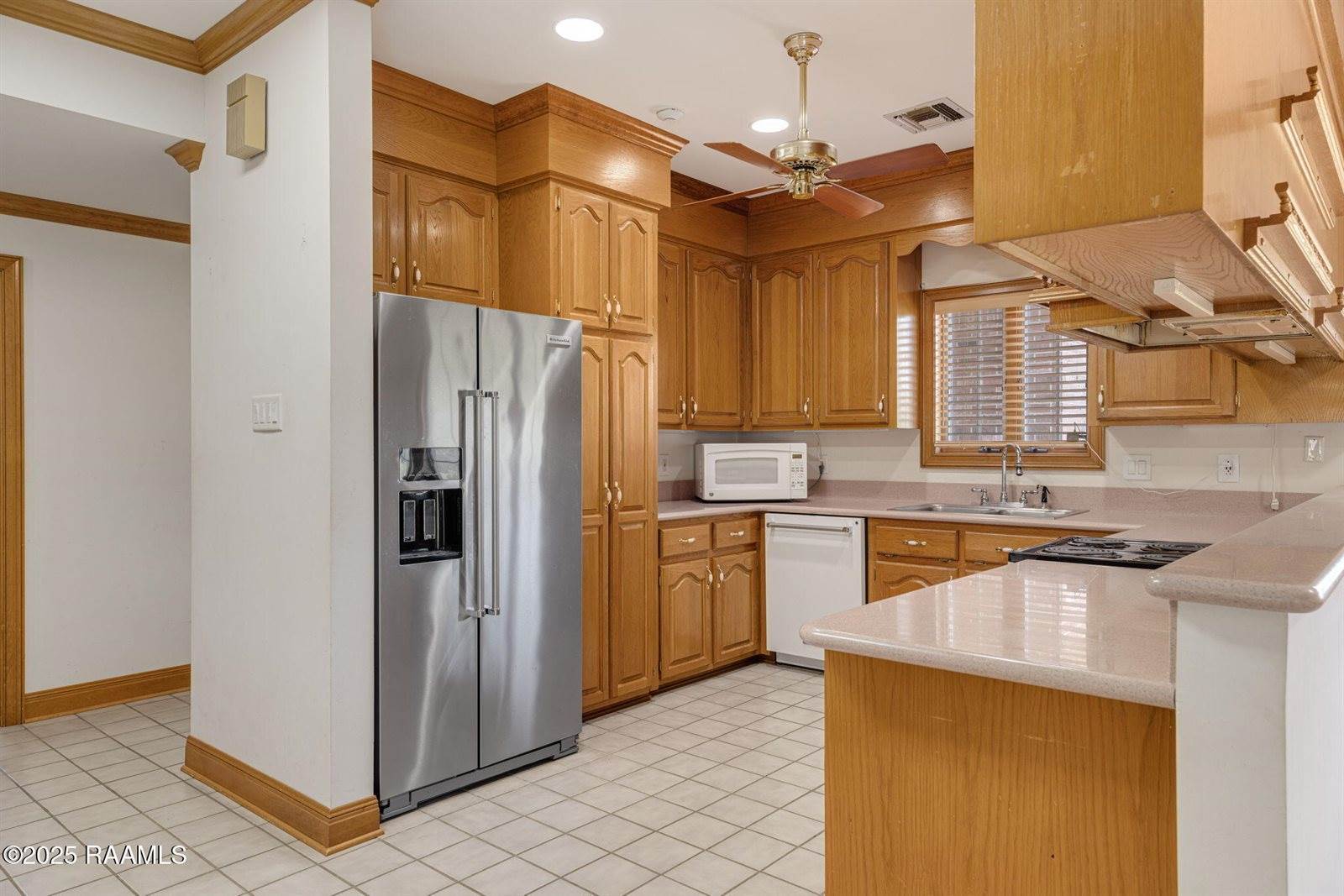 15011 South Guegnon Street, Abbeville, LA 70510