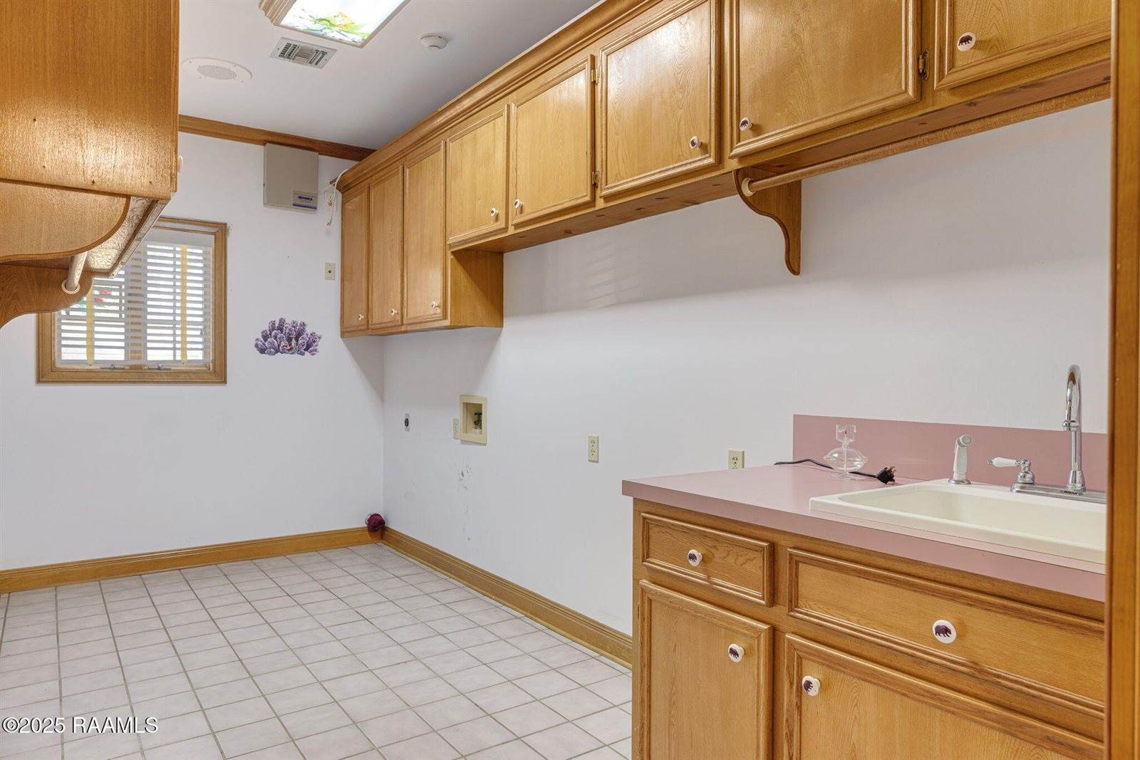 15011 South Guegnon Street, Abbeville, LA 70510