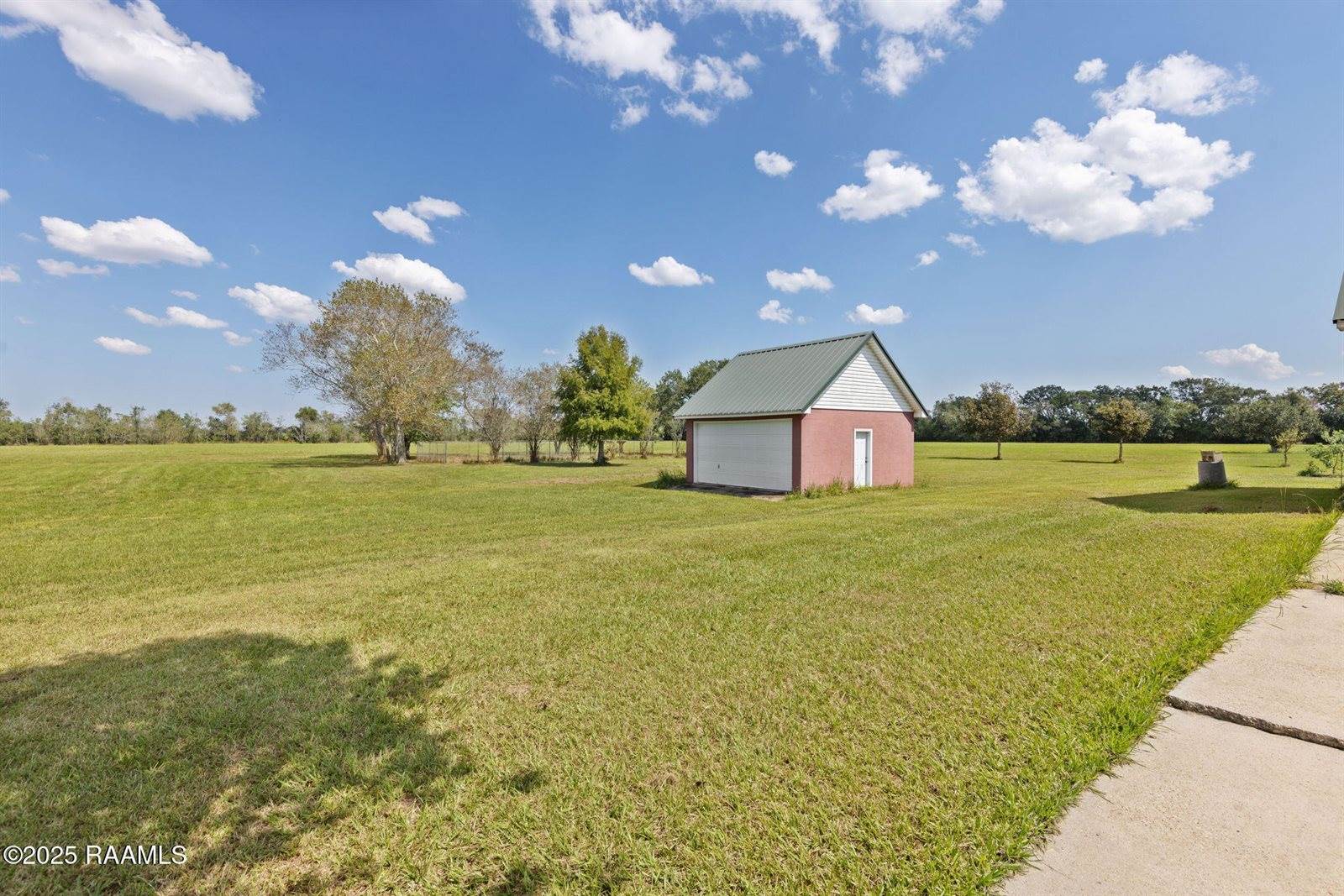 15011 South Guegnon Street, Abbeville, LA 70510