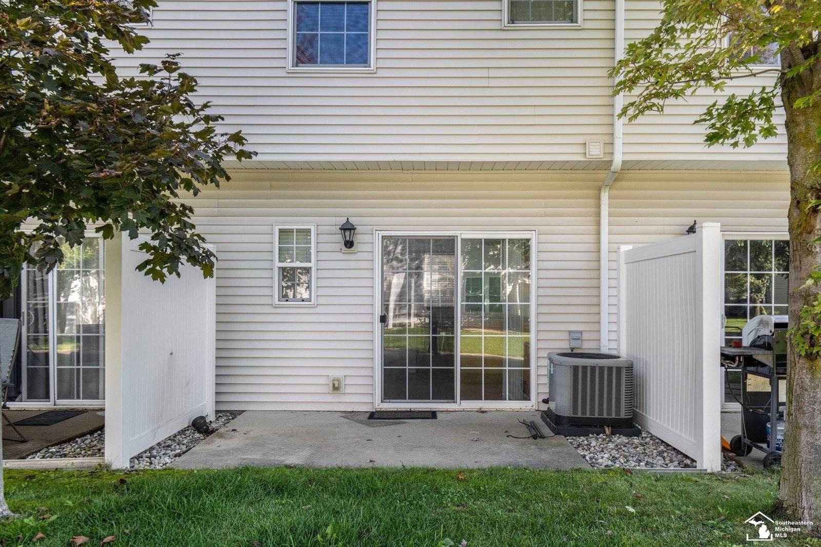 144 Wilmington Drive, Dundee, MI 48131