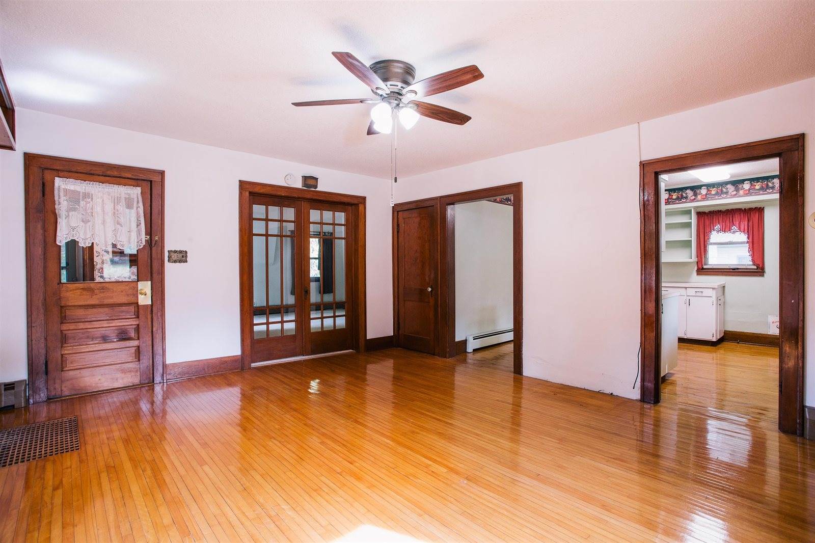 117 Hewett Street, Neillsville, WI 54456