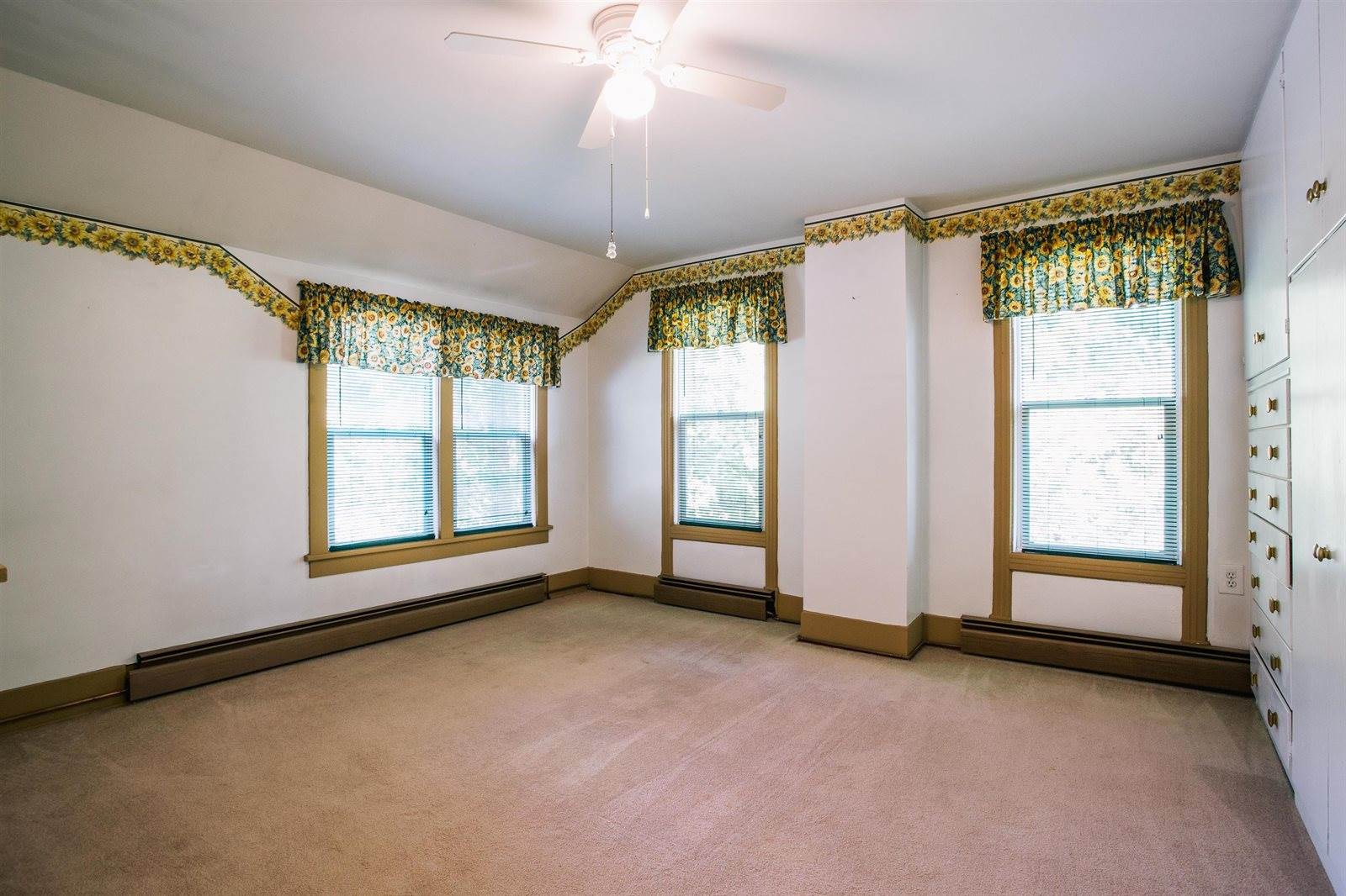 117 Hewett Street, Neillsville, WI 54456