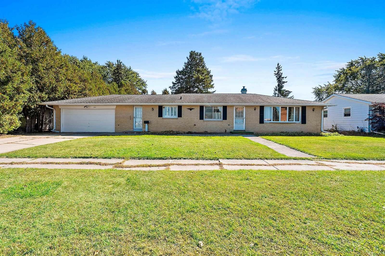 504 North Taylor Street, Green Bay, WI 54303